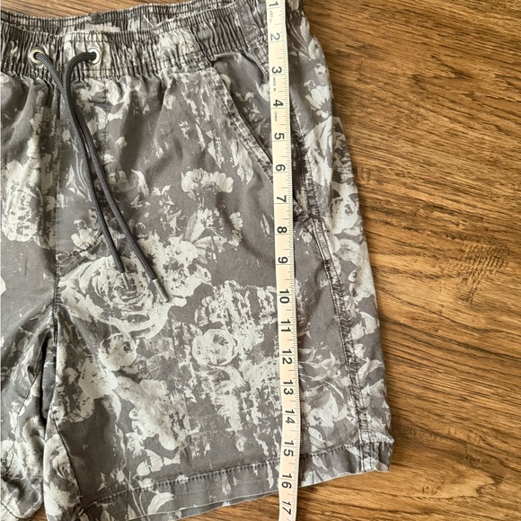 VRST | Mens Small Monochromatic Floral Grey 7" Lyocell Shorts Drawstring Waist - Picture 6 of 7